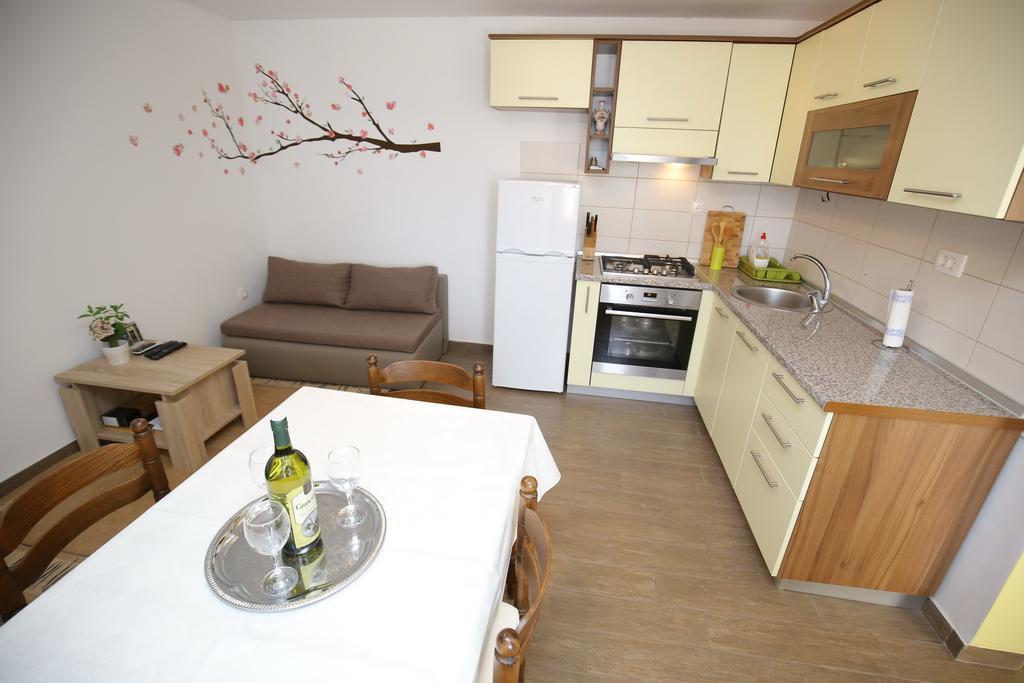 Apartment Marta Ražanac Exteriér fotografie