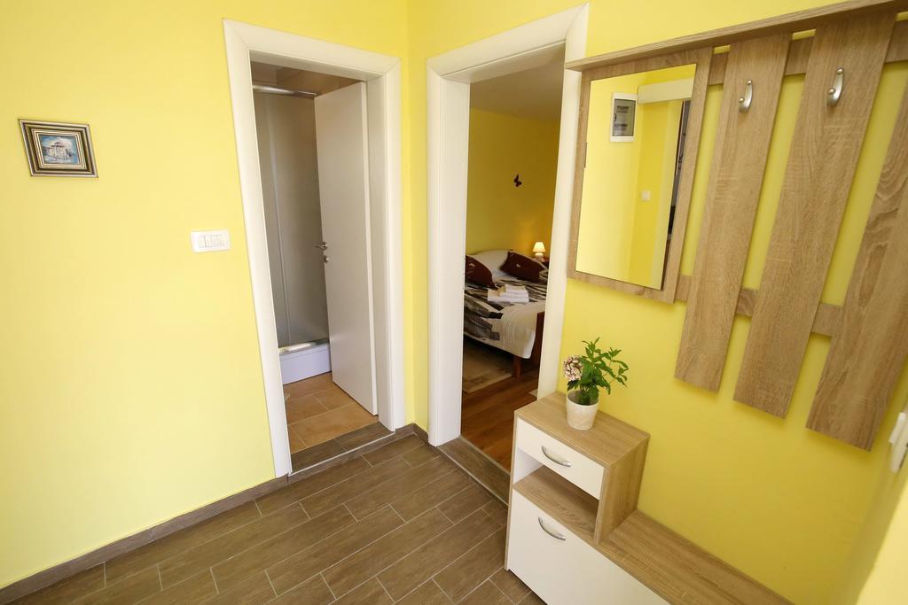 Apartment Marta Ražanac Exteriér fotografie
