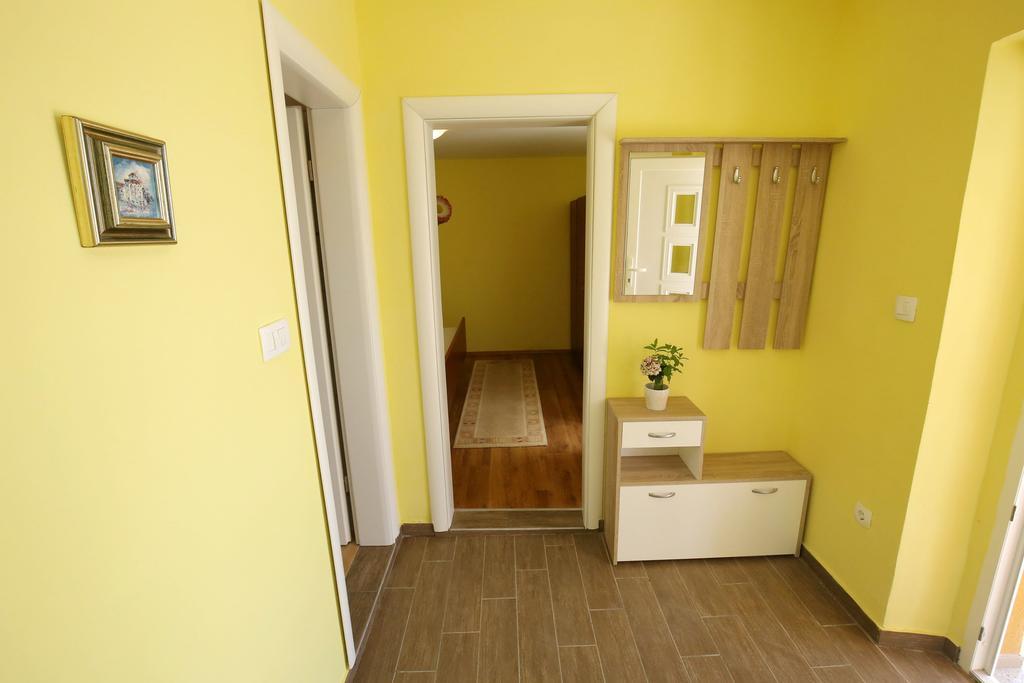 Apartment Marta Ražanac Exteriér fotografie
